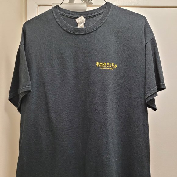 VERY RARE, 2018 SHAKIRA, ELDORADO WORLD TOUR, CREW GIFT TEE SHIRT, XL!!! - Picture 1 of 2